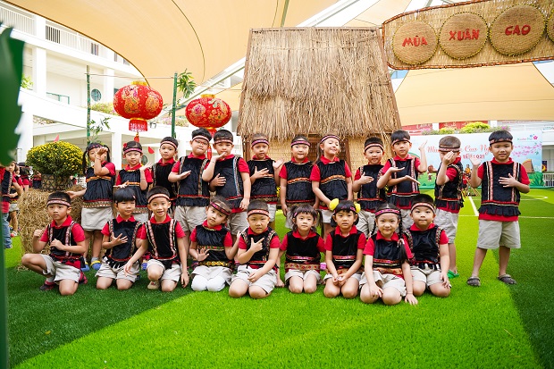 Học phí tiểu học quốc tế Royal School